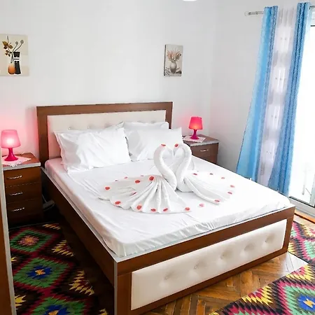 Marina's Center Appartement *